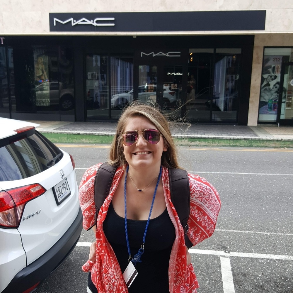 Meet your Posher, Katie